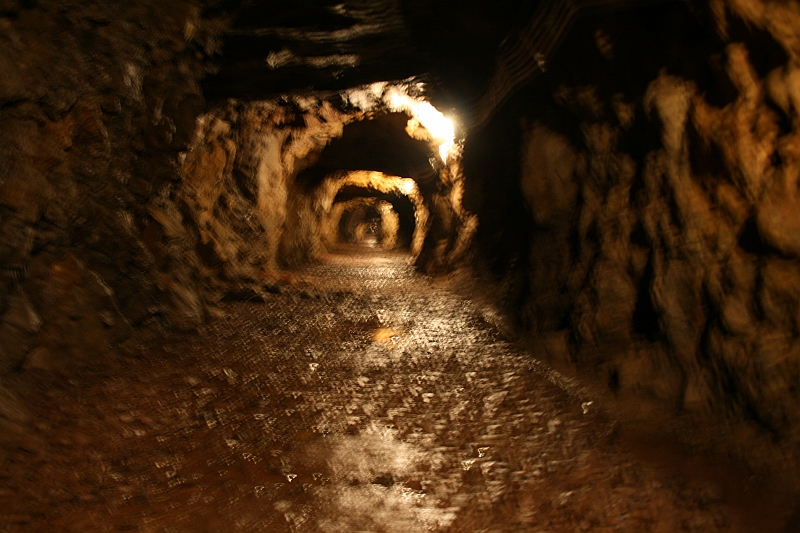 a 383